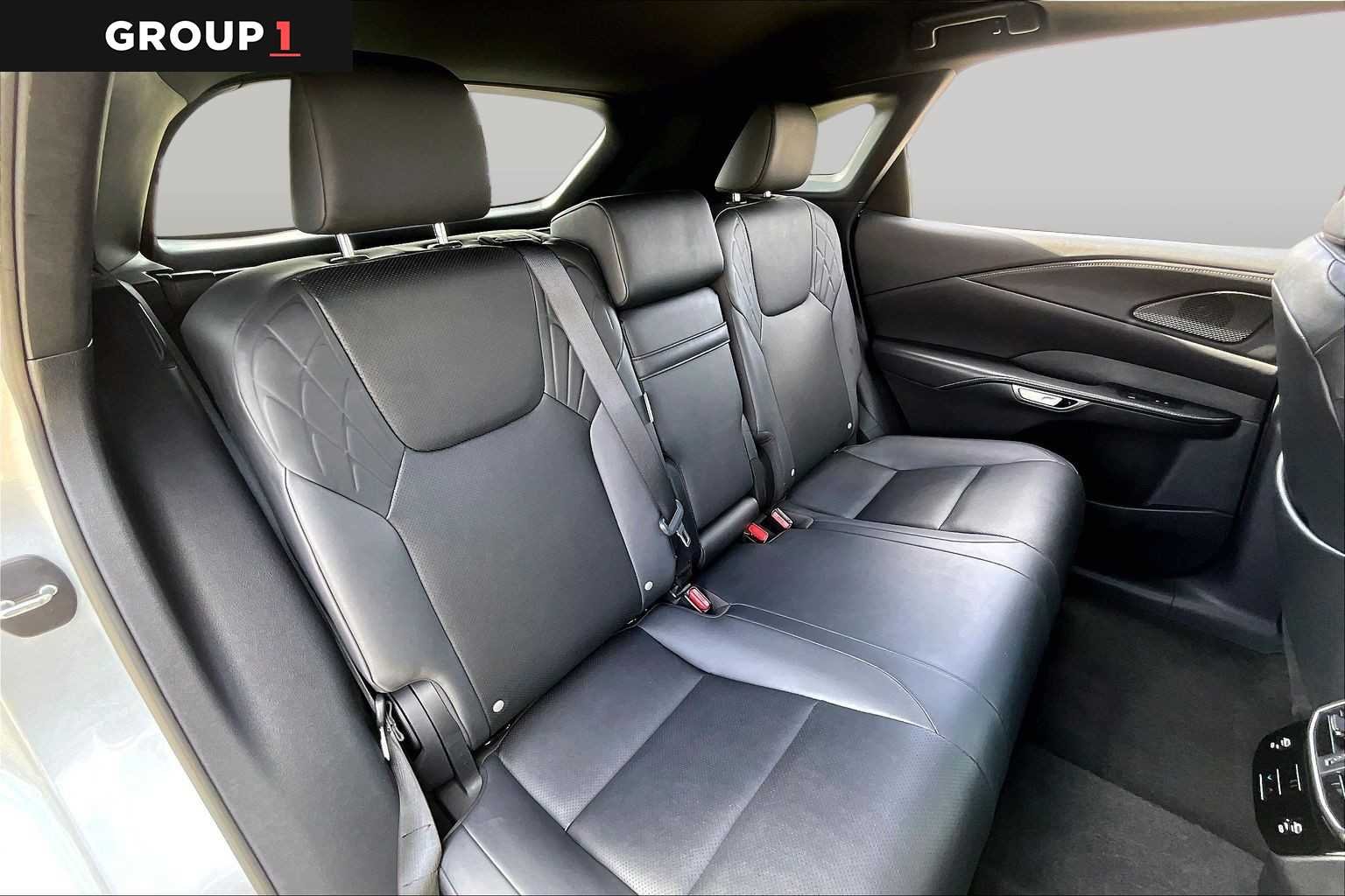 Used 2023 Iridium Lexus Premium image 17
