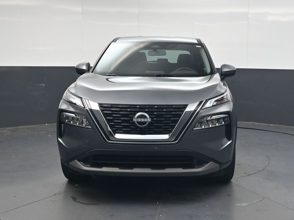 Used 2023 Gray Nissan SV image 13