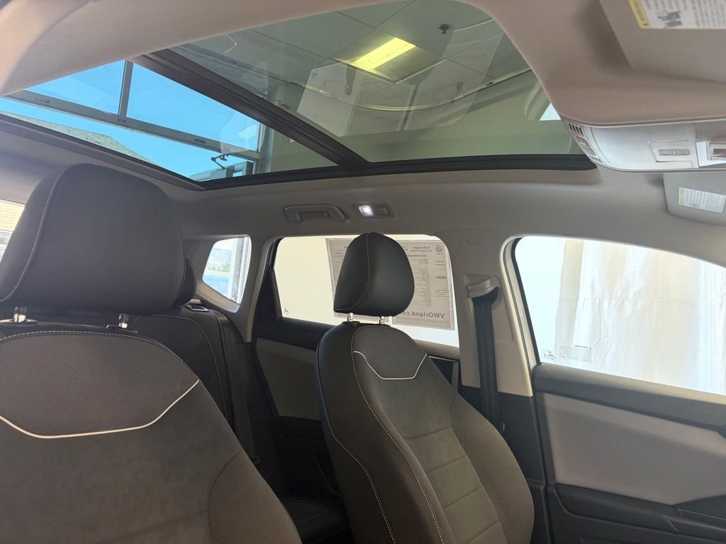 Certified Used 2023 Pure White Volkswagen 1.5T SE image 16
