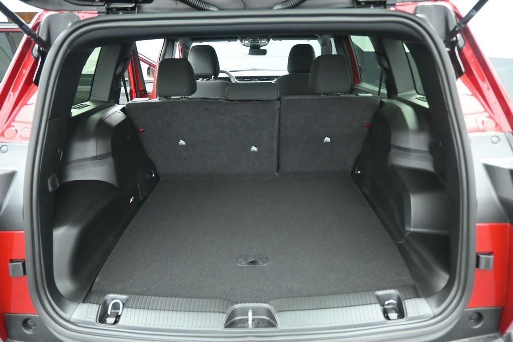 New 2026 Red Hot Pearlcoat Jeep Laredo image 10
