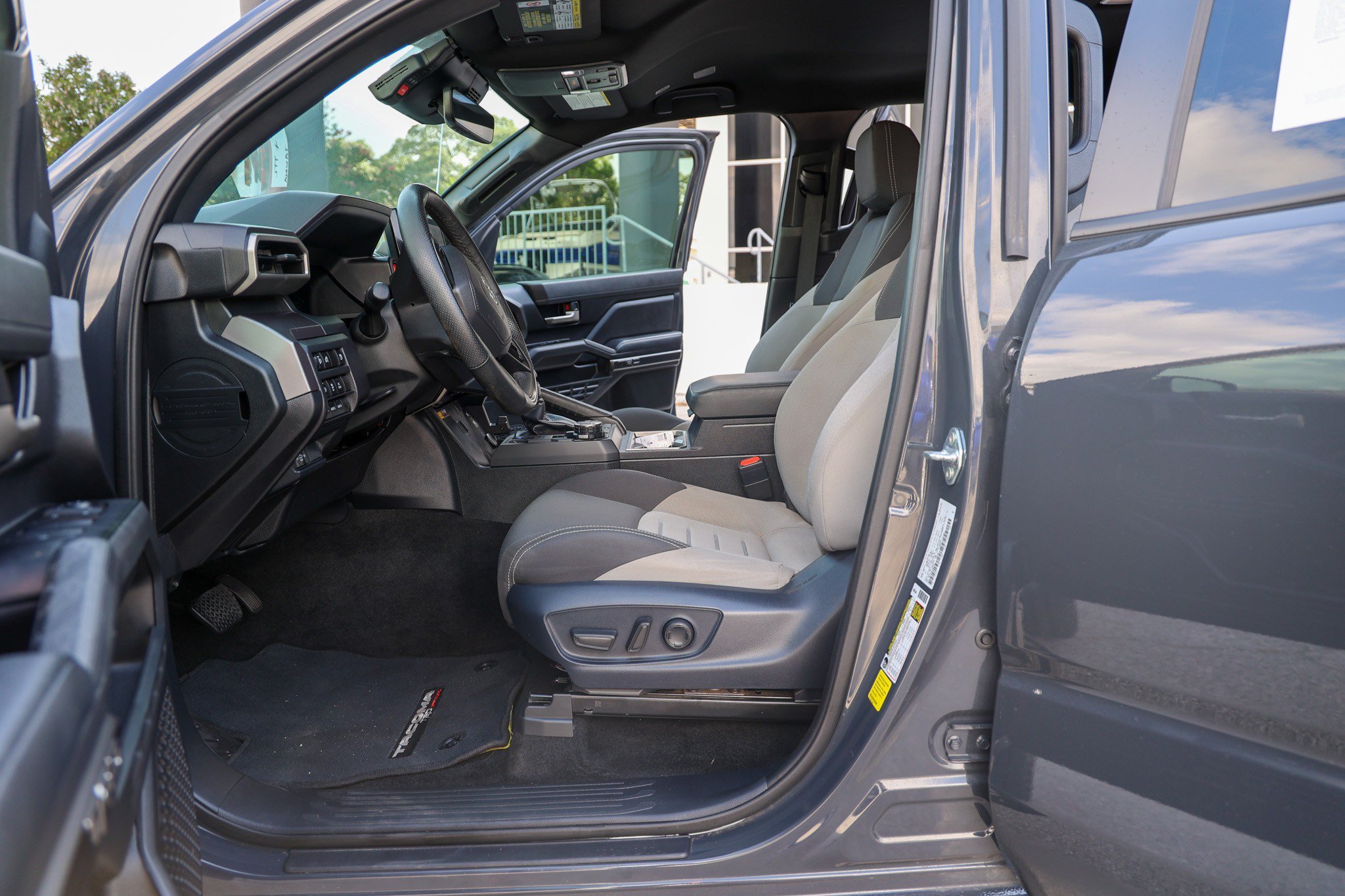 Used 2025 UNDERGROUND Toyota TRD Off Road Hybrid image 33
