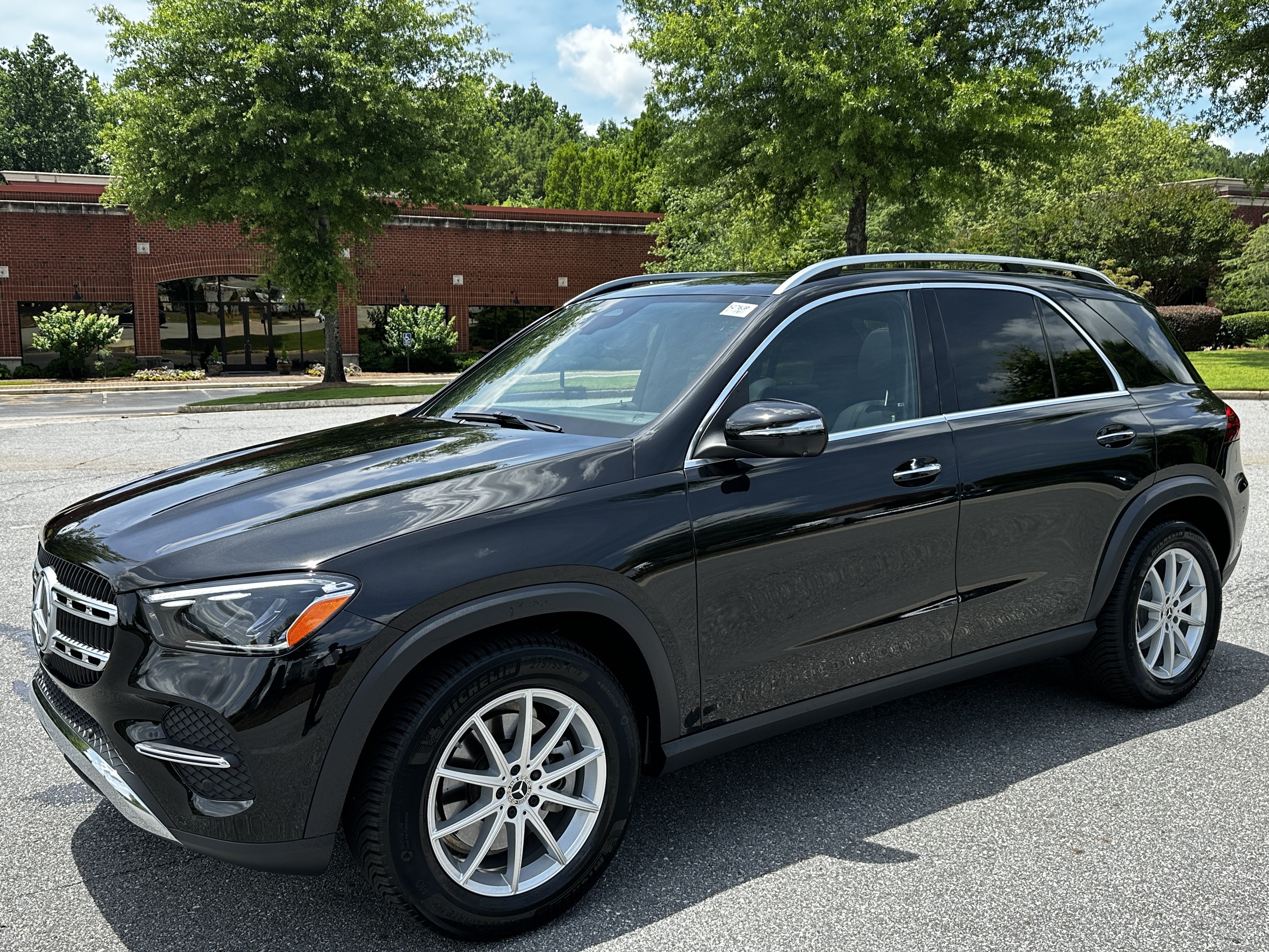 Certified Used 2026 Black Mercedes-Benz GLE 350 image 4
