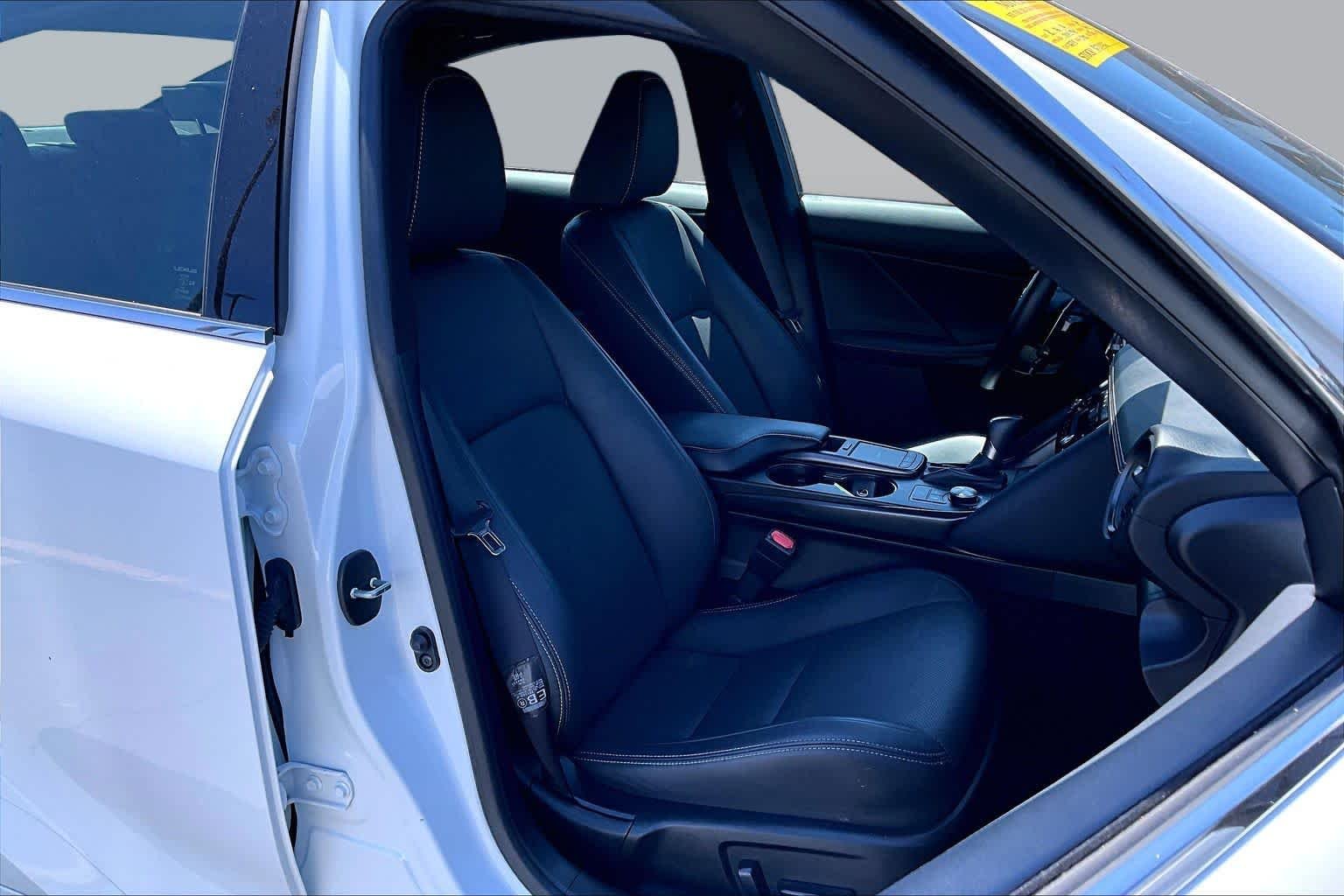 Certified Used 2024 Ultra White Lexus F SPORT Design image 9