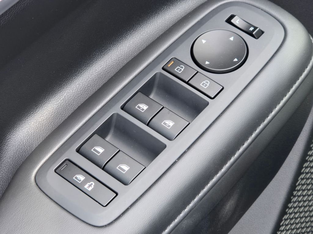 2025 Hyundai Santa Fe SEL - Photo 29