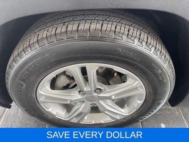 Used 2023 Silver GMC SLE image 9