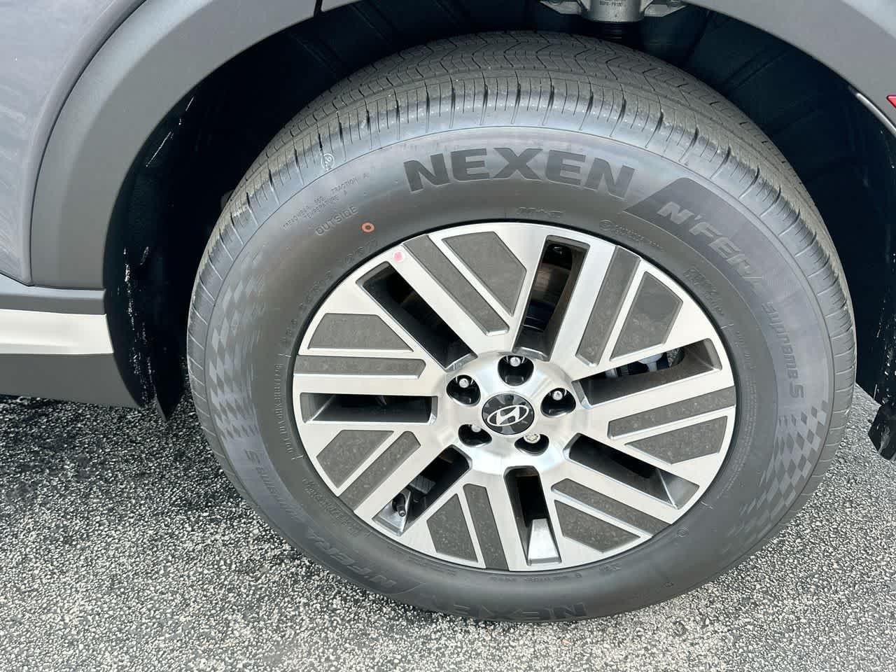 New 2026 Ecotronic Gray Pearl Hyundai Blue SEL Premium 8P image 40
