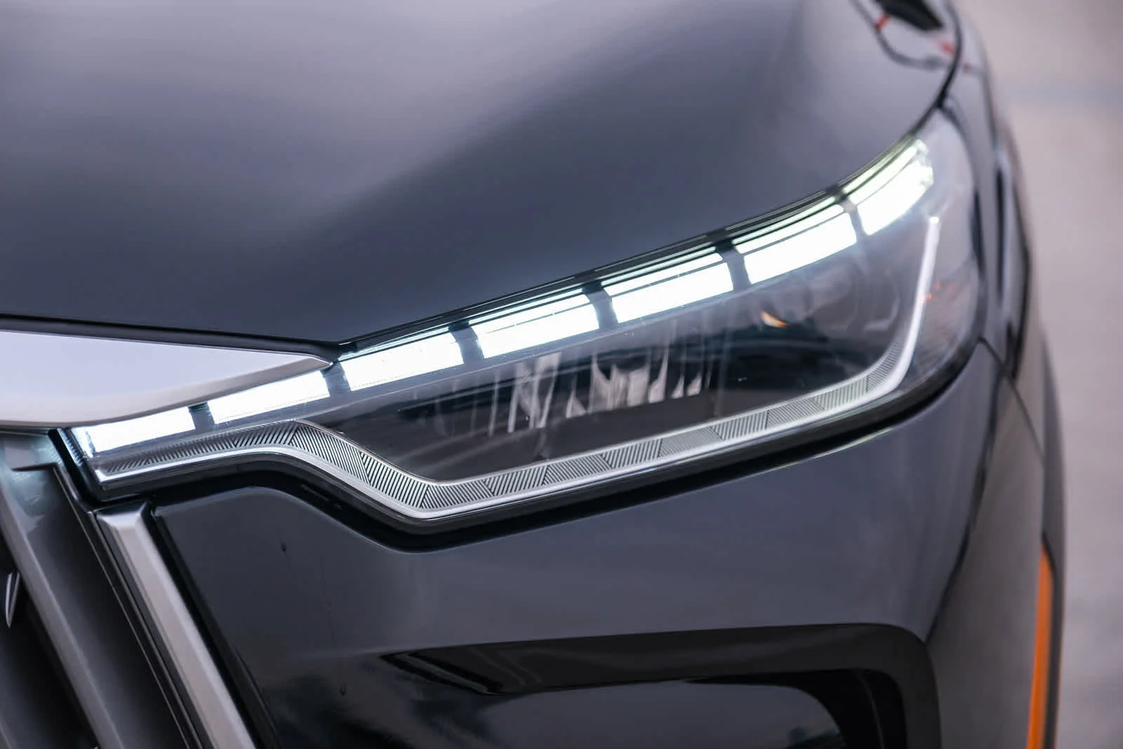 New 2026 MINERAL BLACK INFINITI Luxe FWD image 11
