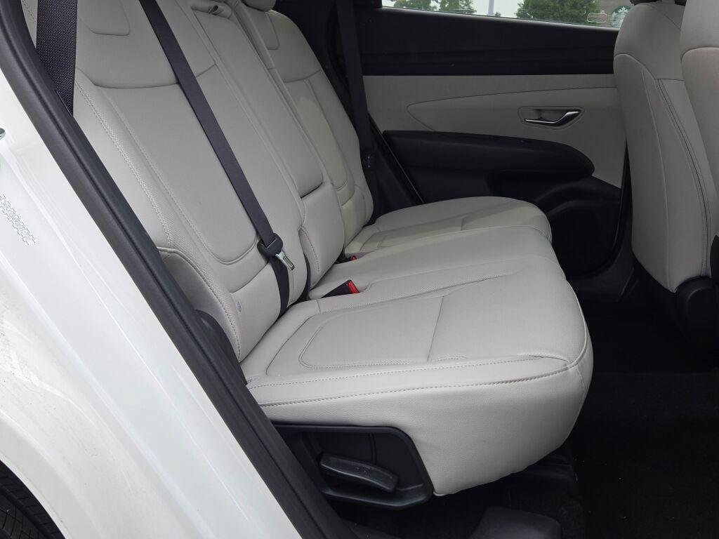 New 2025 Serenity White Pearl Hyundai SEL Convenience AWD image 10