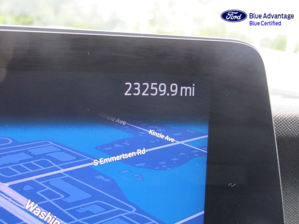 Certified Used 2025 Star White Ford Active image 53
