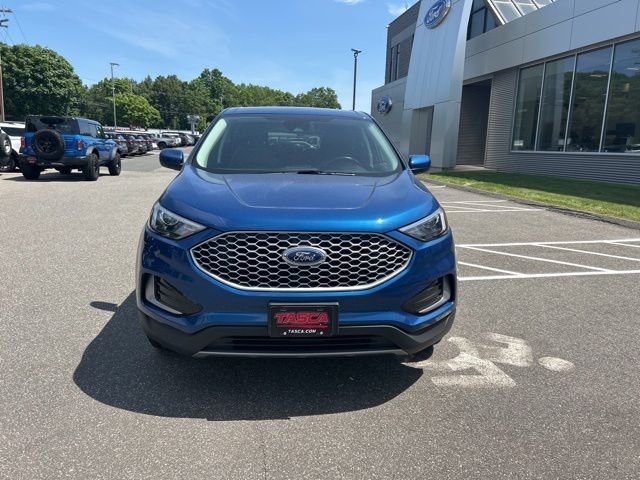 Used 2024 Blue Ford SEL image 2