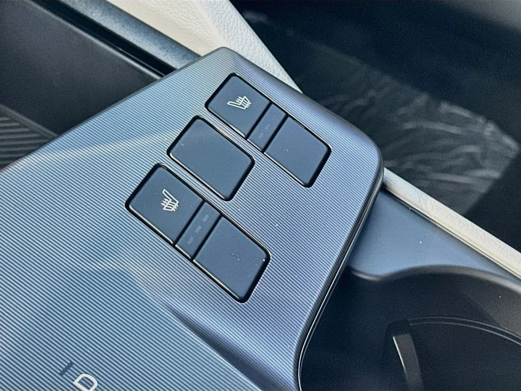 New 2027 Heritage Blue Kia EX image 19