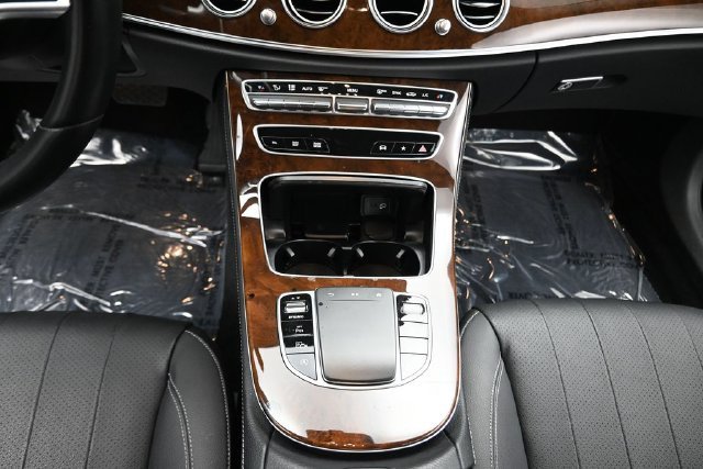 Used 2023  Mercedes-Benz E 350 image 16