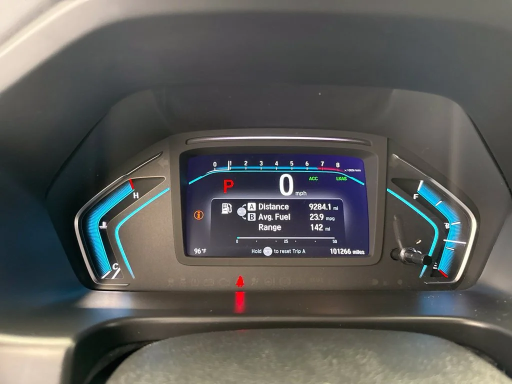 Used 2020 Silver Honda EX-L image 26