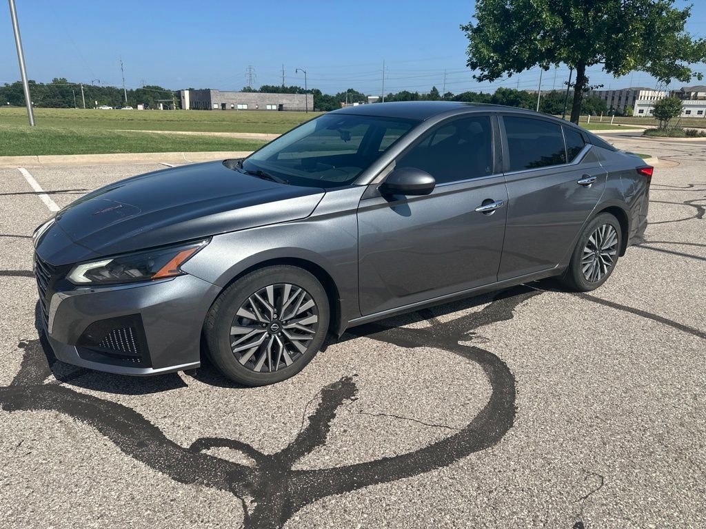 2023 Nissan Altima 2.5 SV's photo