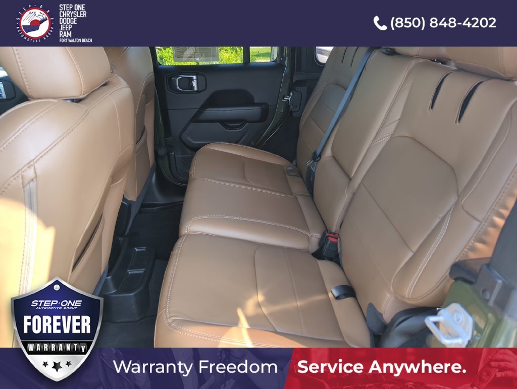 Used 2022 Green Jeep Unlimited Sahara 4xe image 27