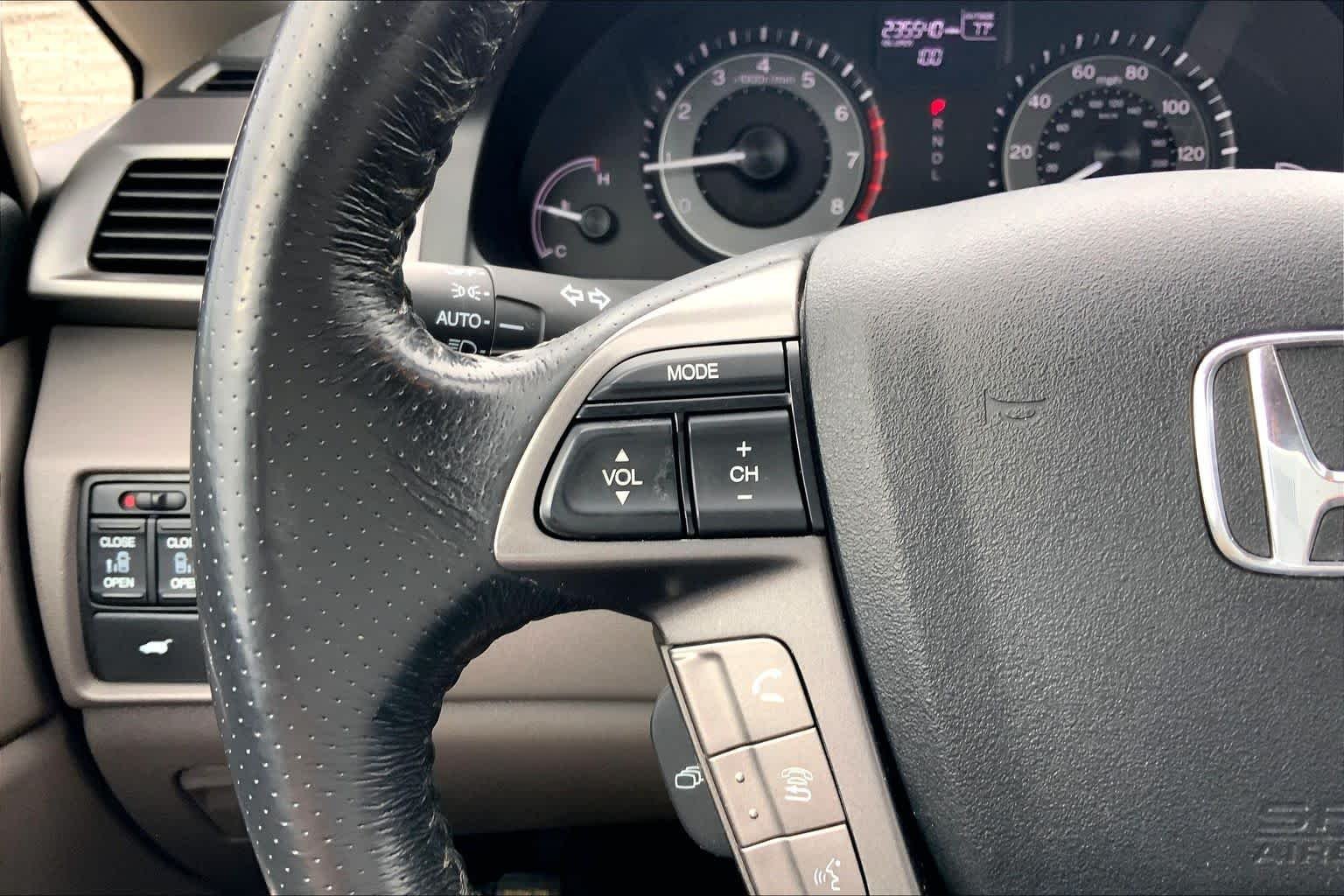 Used 2014 White Diamond Pearl Honda EX-L image 18