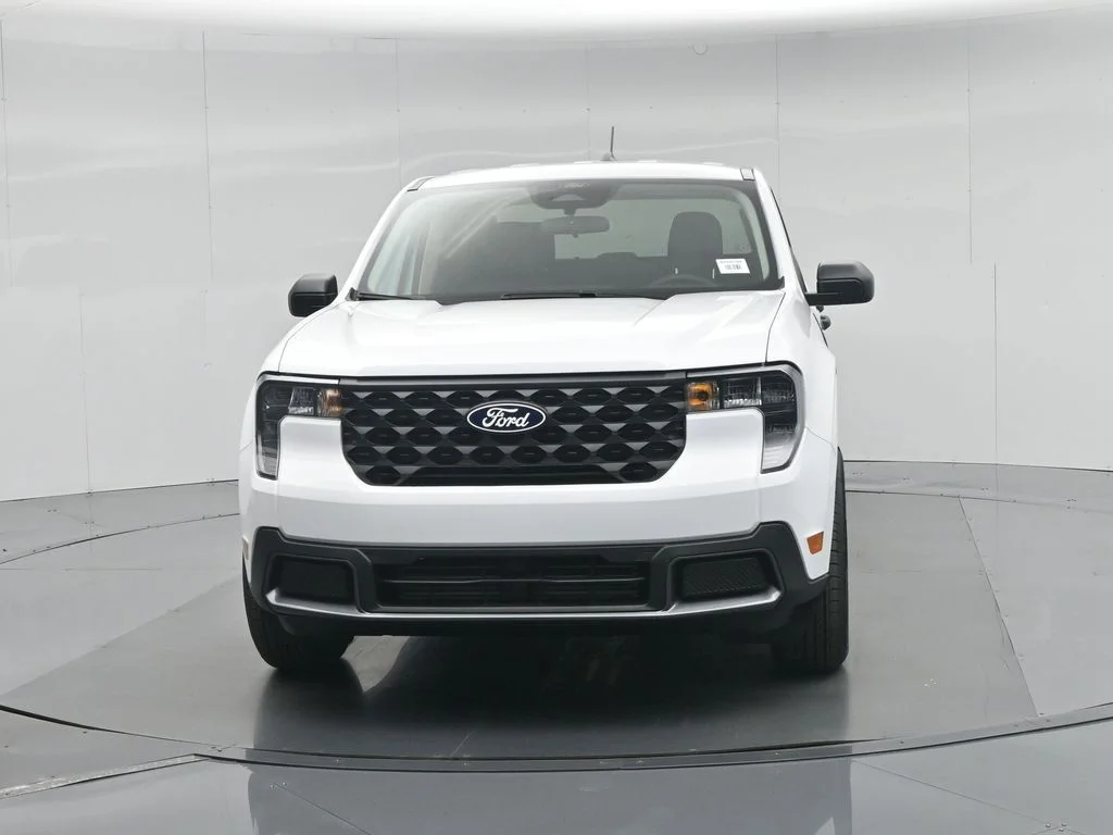 New 2026 Oxford White Ford XLT image 53