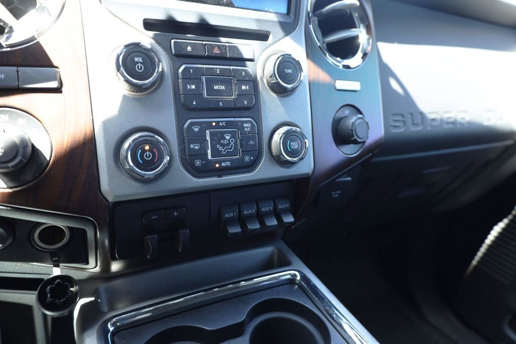 Used 2015 Ruby Red Metallic Ford Lariat image 17