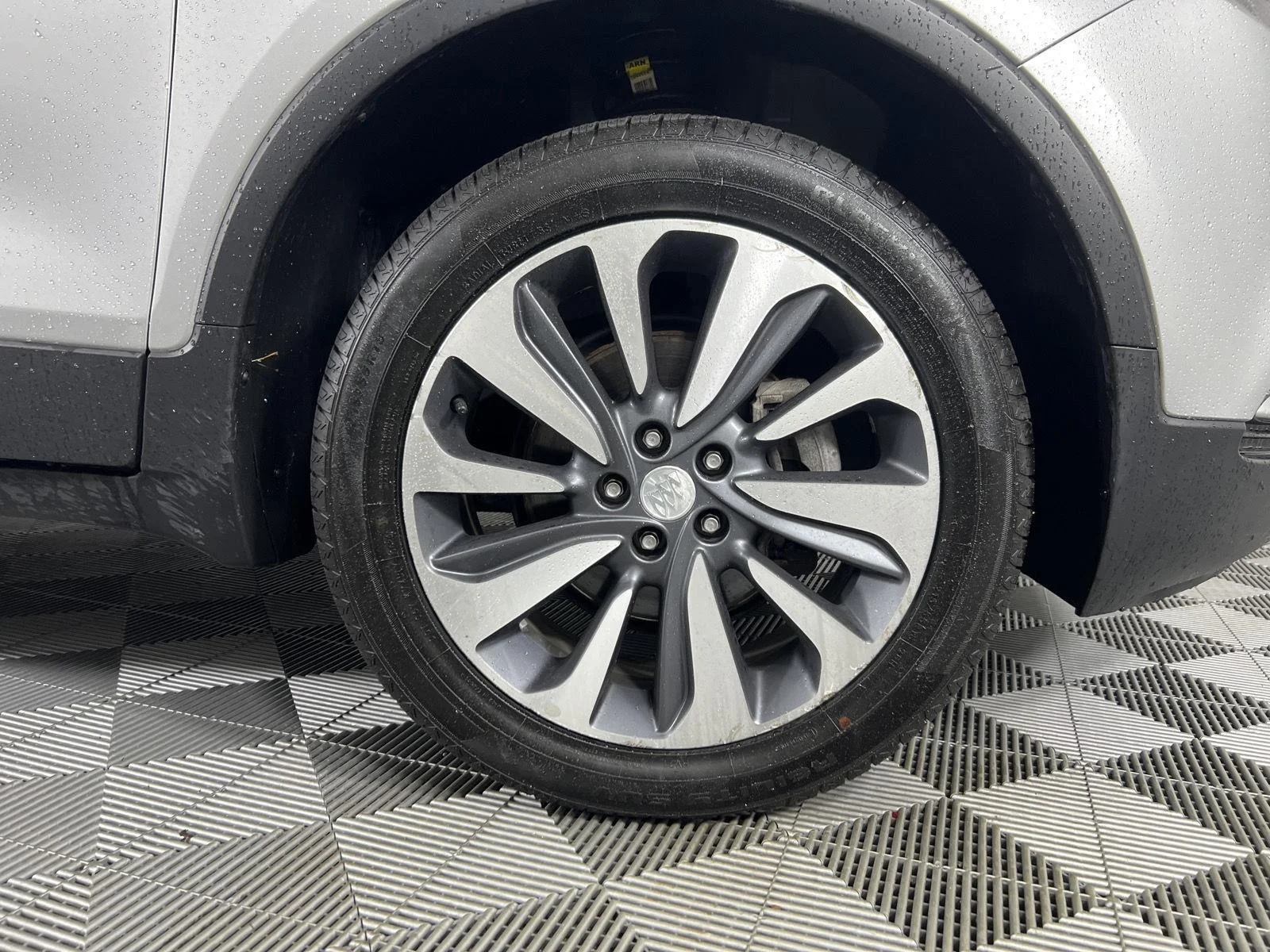 Used 2022 Quicksilver Metallic Buick Preferred image 12