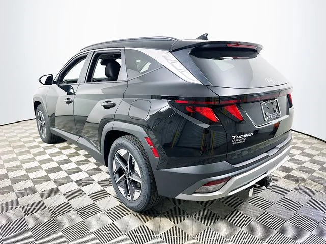 New 2026 Black Hyundai SEL image 5