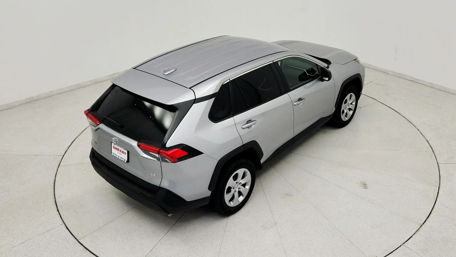 Used 2025 Silver Toyota LE image 19