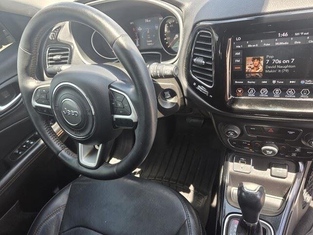Used 2019 Granite Crystal Metallic Clearcoat Jeep Limited image 30