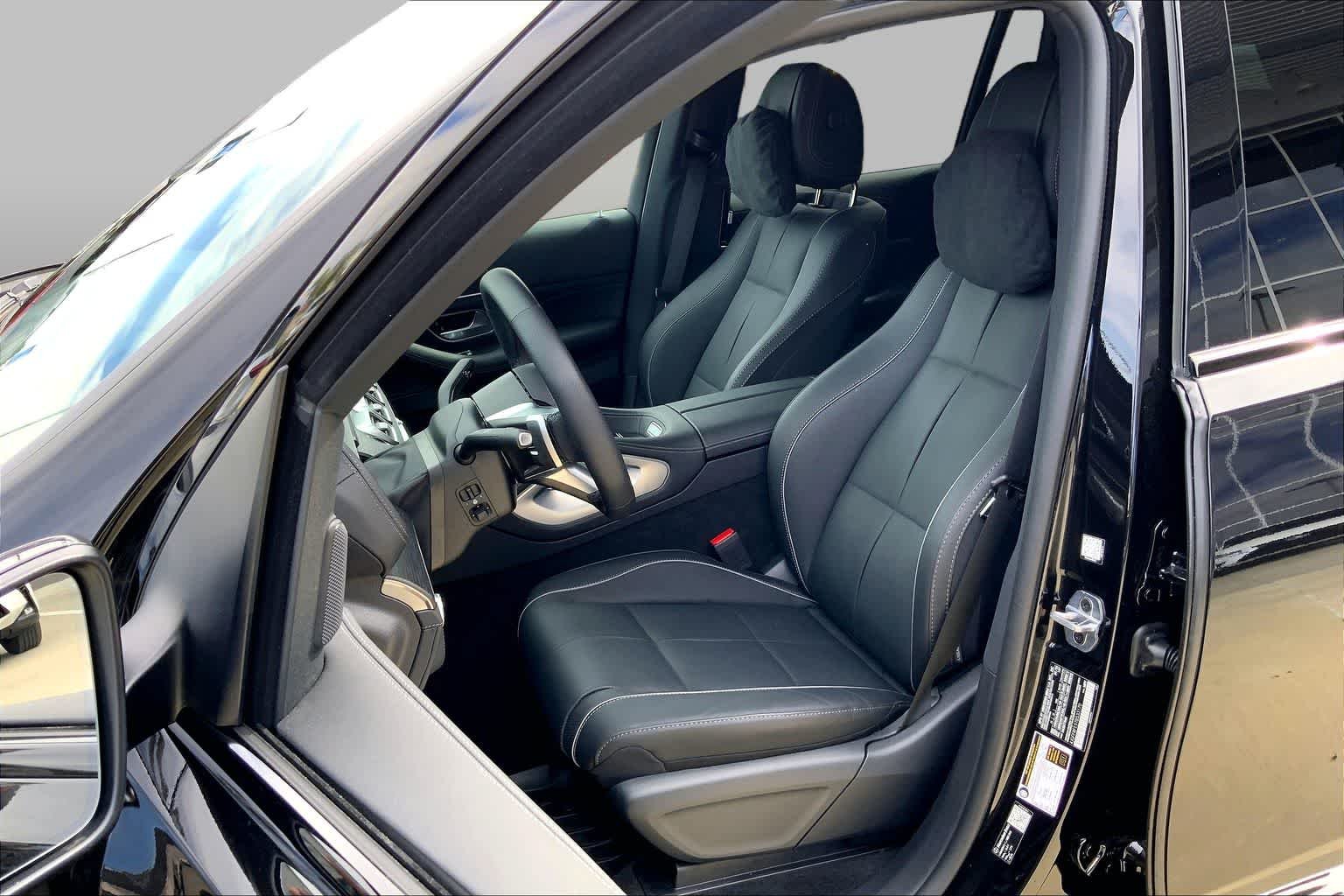 Certified Used 2026 Obsidian Black Metallic Mercedes-Benz GLS 580 image 8