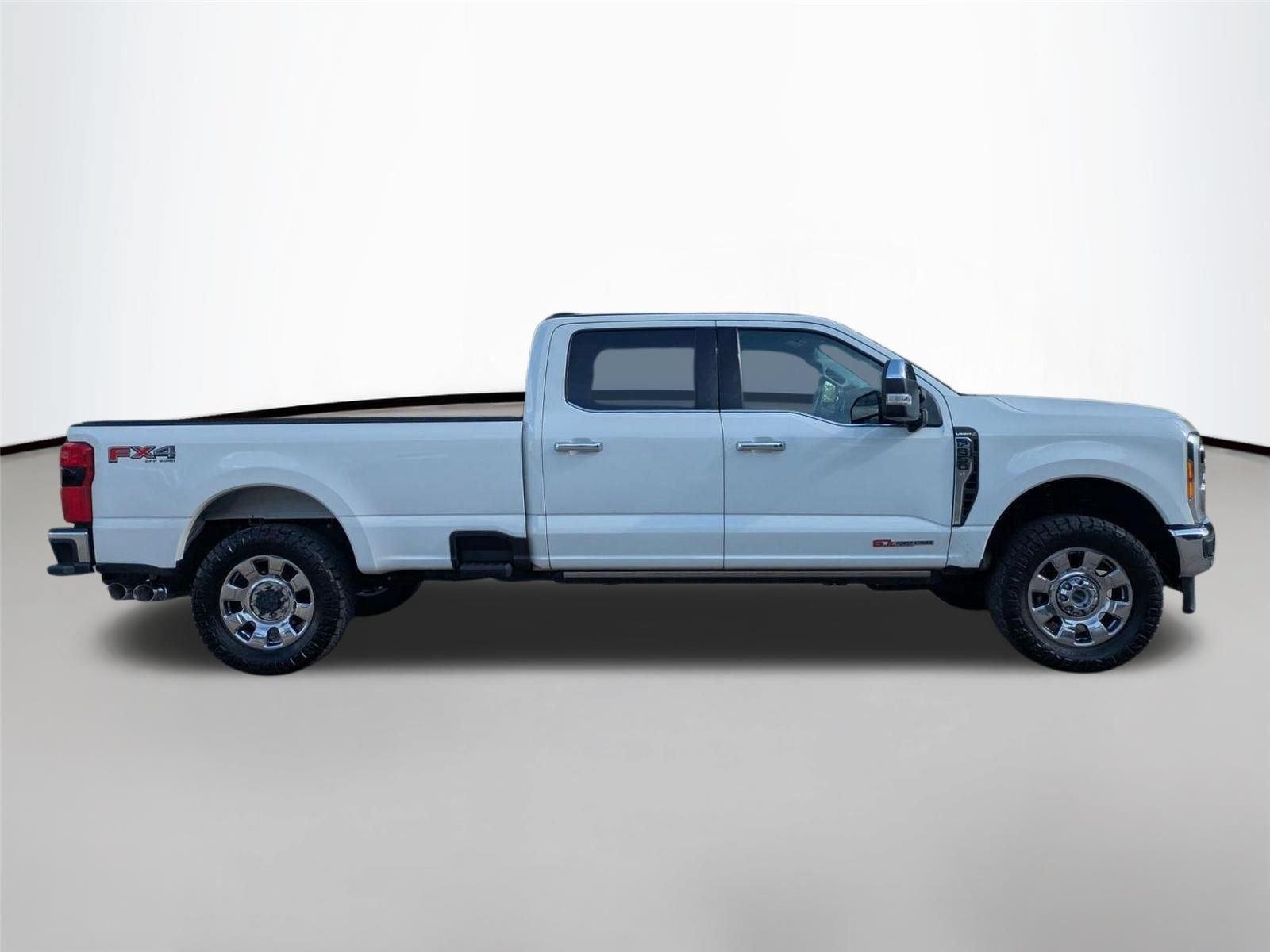 Used 2023 Oxford White Ford LARIAT image 4