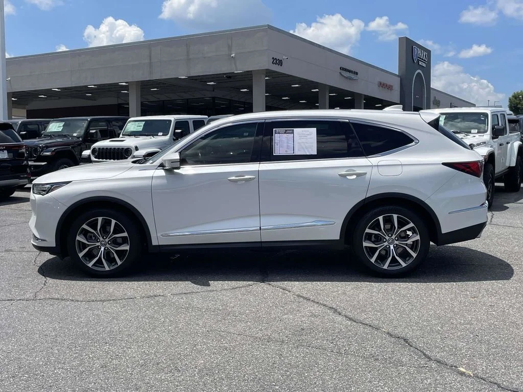 Used 2023  Acura Technology image 5