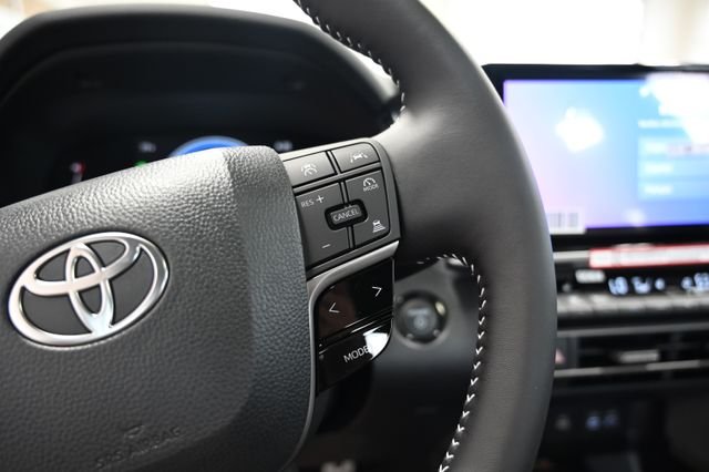 New 2026 Midnight Black Metallic Toyota  SE image 24
