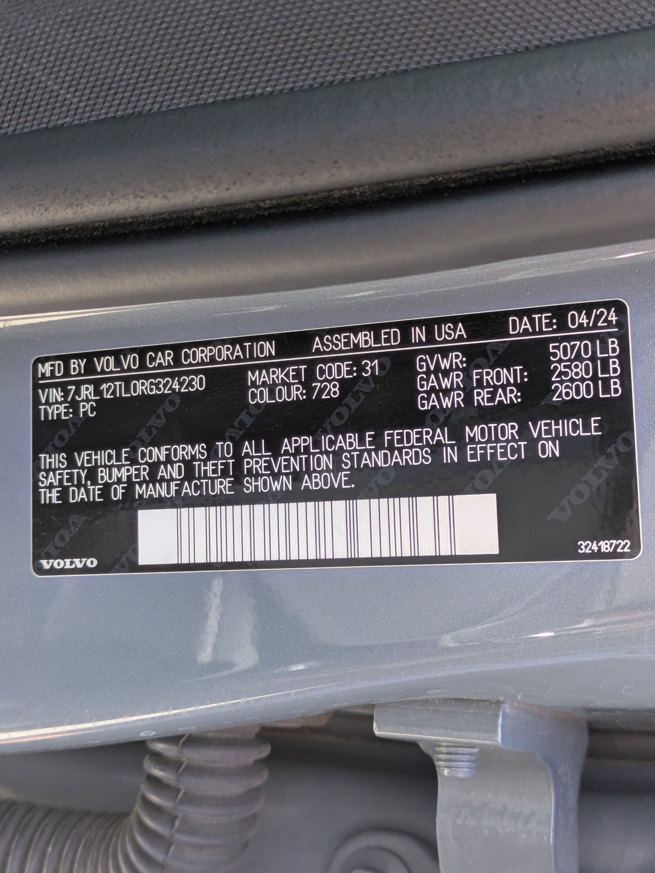 Used 2024 Blue Volvo Plus Dark Theme image 32