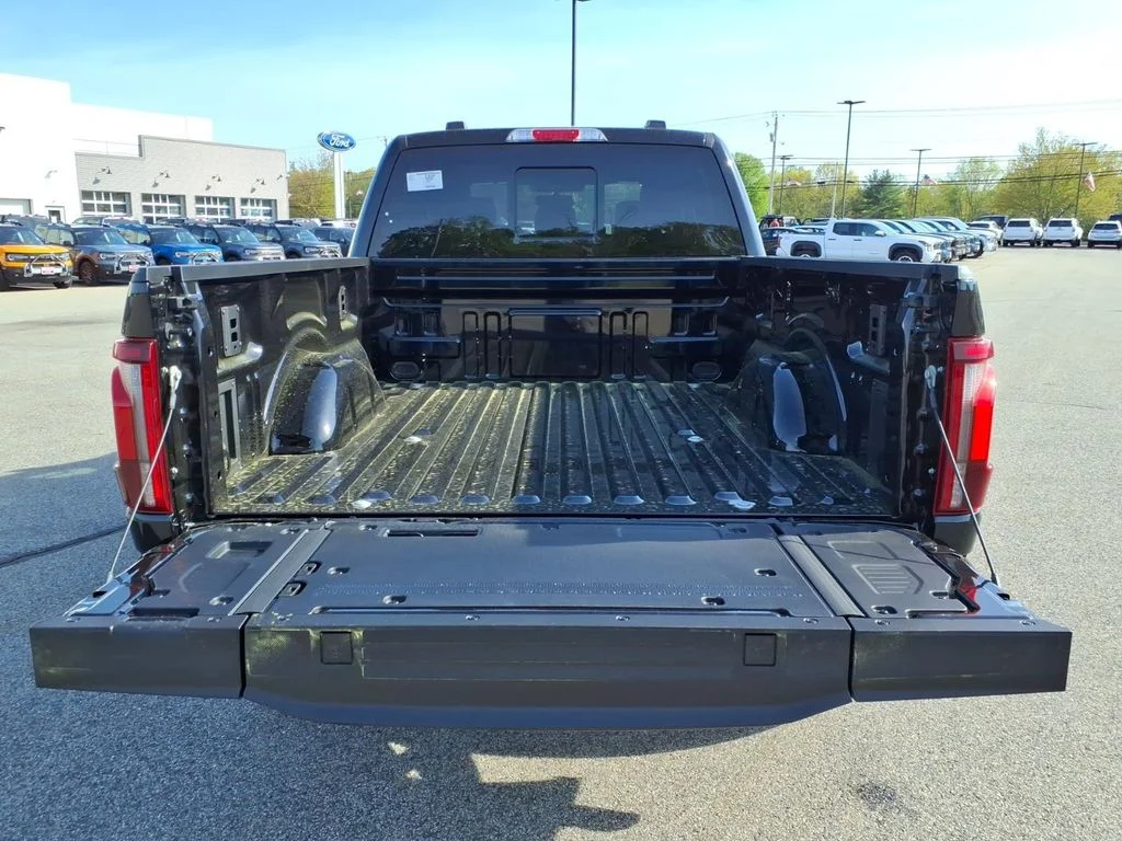 New 2026 Agate Black Metallic Ford Lariat image 7