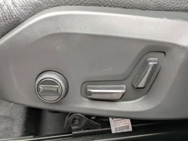 Used 2023 Gray Volvo Plus Bright Theme image 23