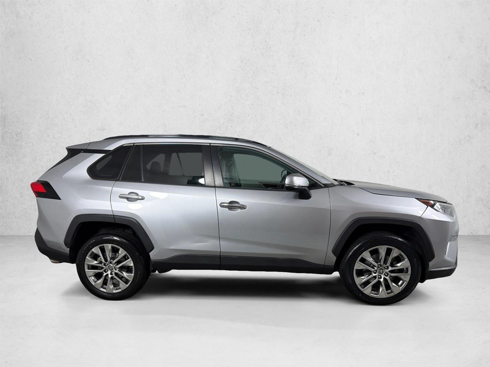 Used 2021 Silver Sky Metallic Toyota Limited image 4