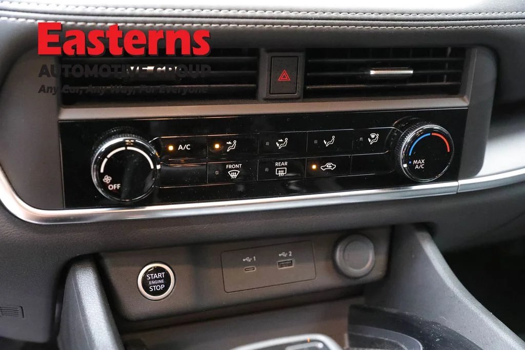 Used 2023 Gray Nissan S image 19