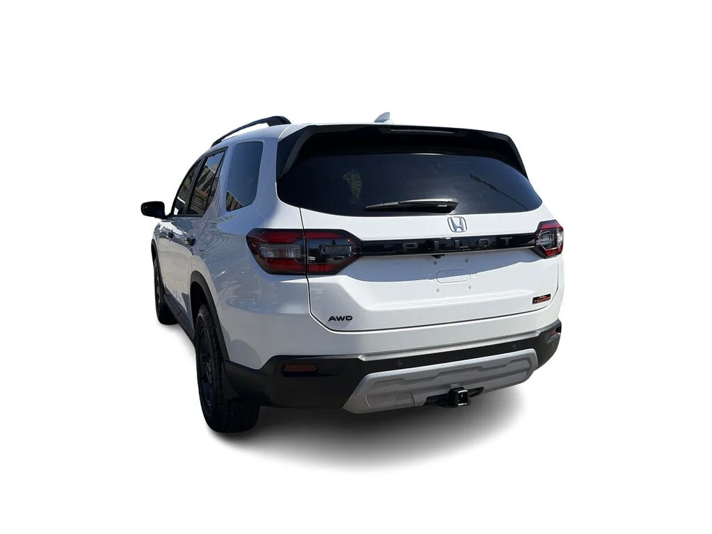 Used 2025 Platinum White Pearl Honda TrailSport AWD Certified Pre-Owned   Clean Title image 11