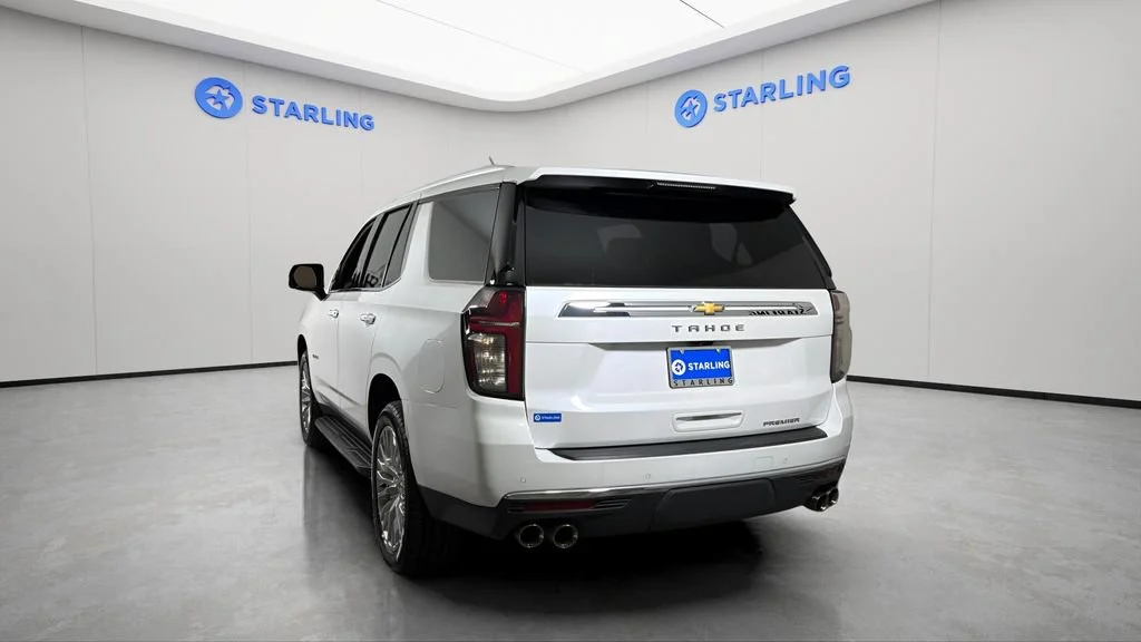 Used 2023 Iridescent Pearl Tricoat Chevrolet Premier image 7