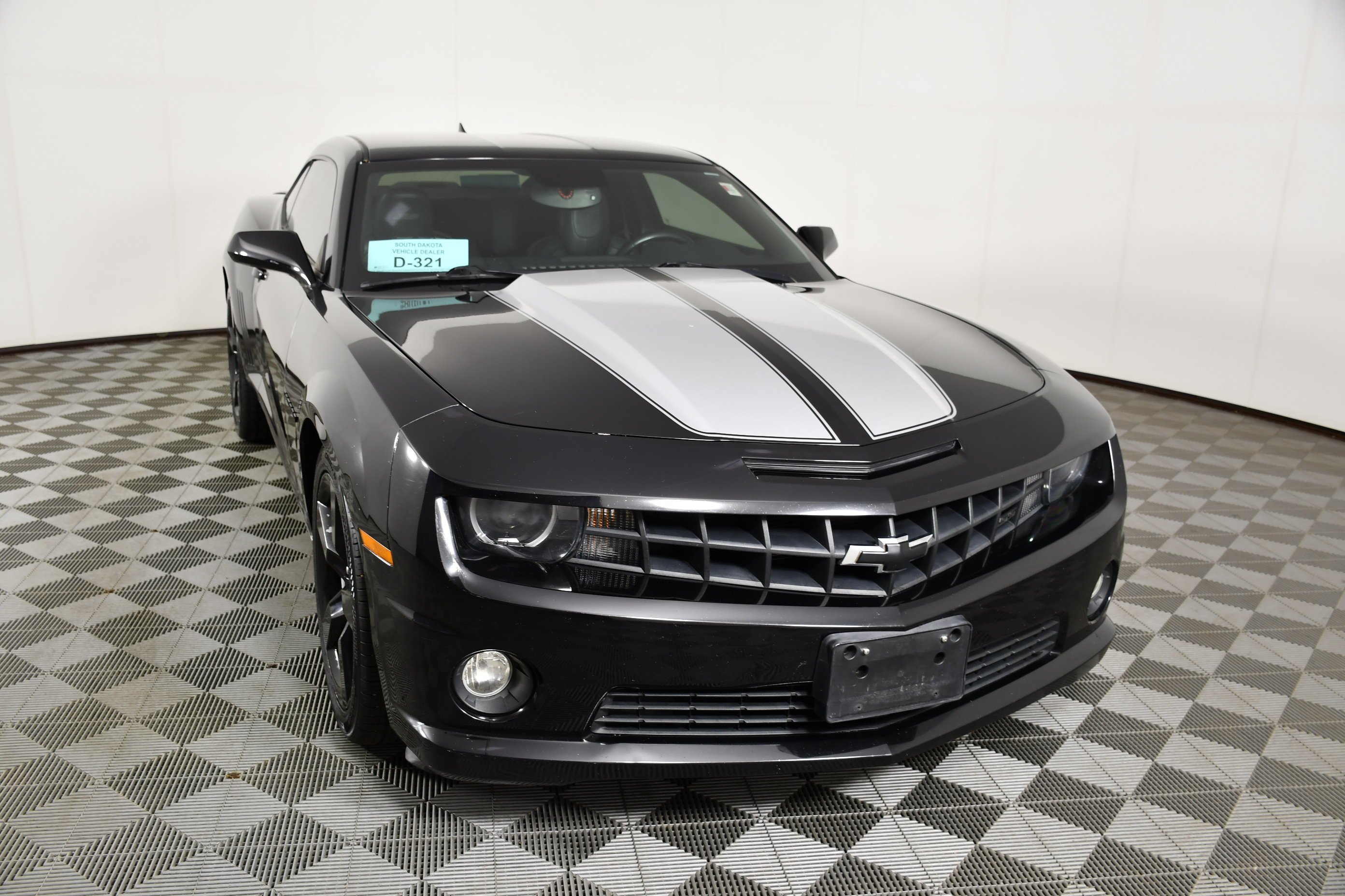 Used 2010 Black Chevrolet 2SS image 3