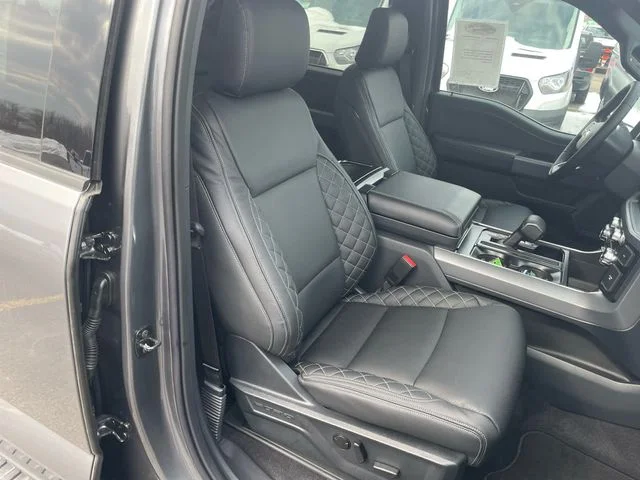 2025 Ford F-150 XLT - Photo 46