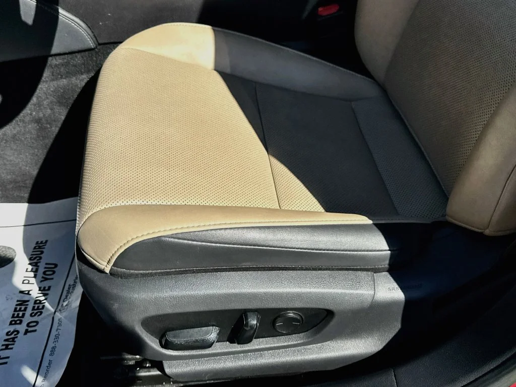 Used 2020 Red Lexus 350 image 23
