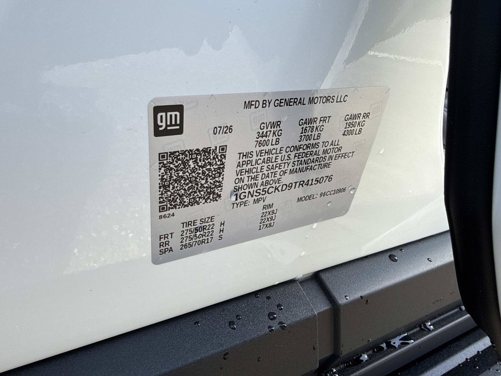 New 2026 Summit White Chevrolet LT image 37