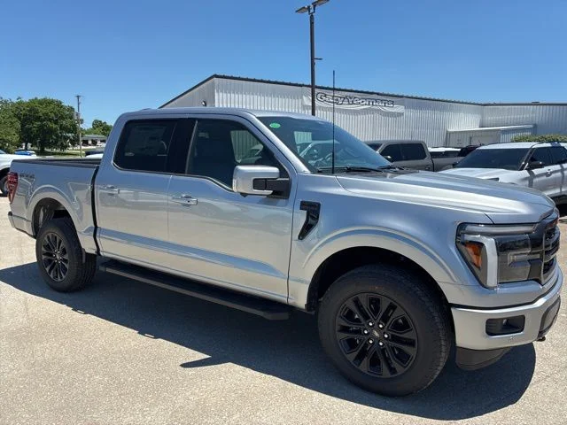 New 2026 Iconic Silver Metallic Ford Lariat® image 13