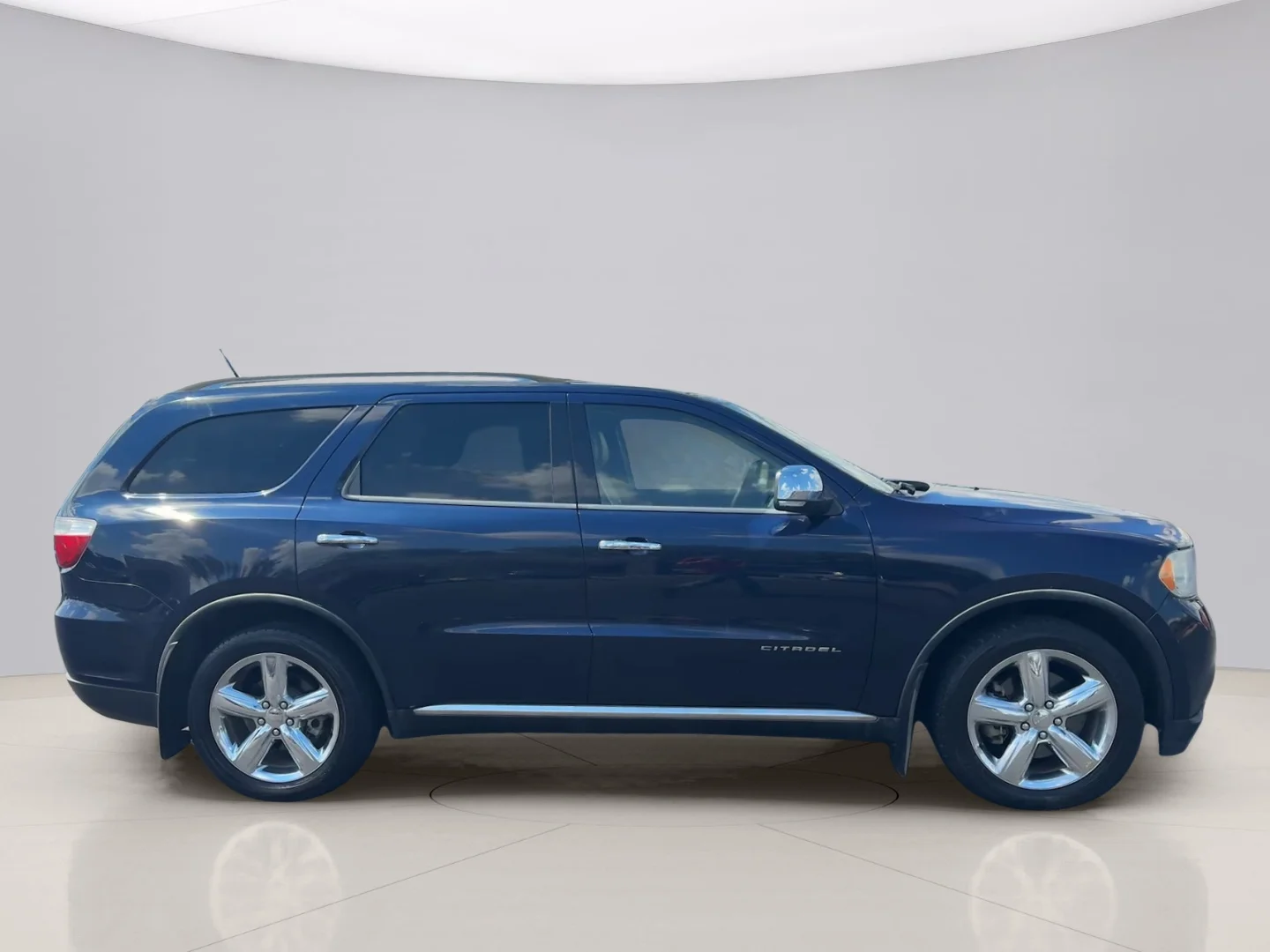 Used 2012 Blue Dodge CITADEL image 6