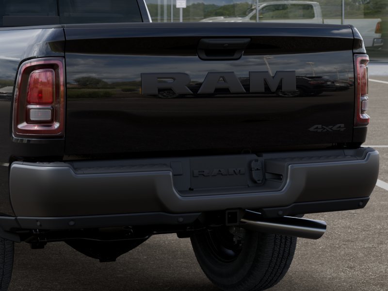 New 2026 Diamond Black Crystal Pearl-Coat Exterior Paint RAM Tradesman image 39
