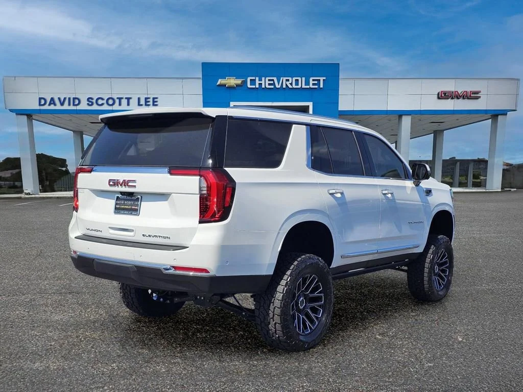 New 2026 Summit White GMC Elevation image 8