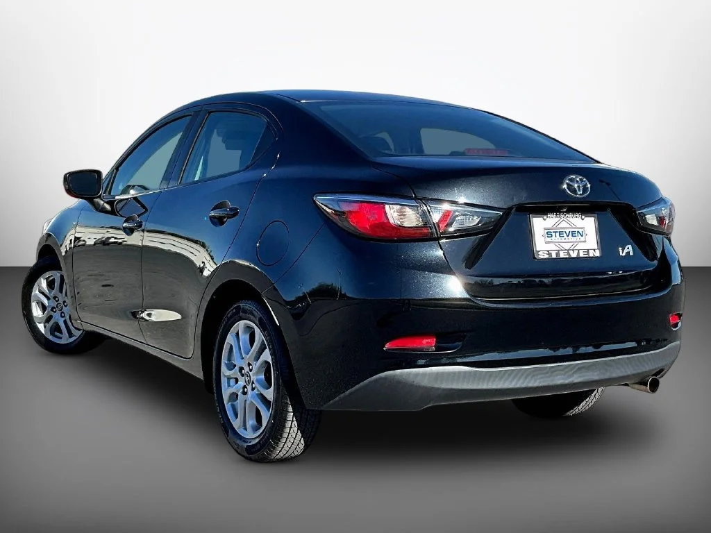 Used 2017 Stealth Toyota Base image 4
