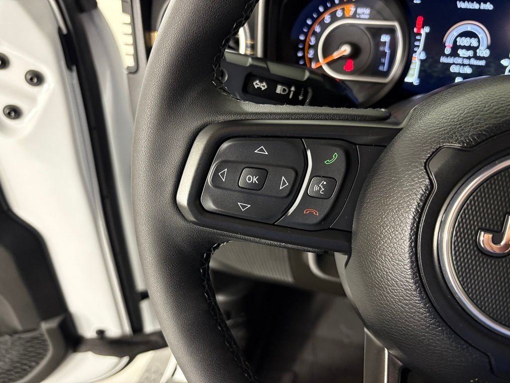 Used 2025 White Jeep High Tide image 19