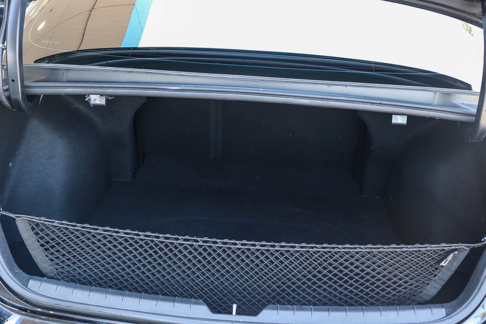 Used 2022 Ebony Black Kia EX image 28