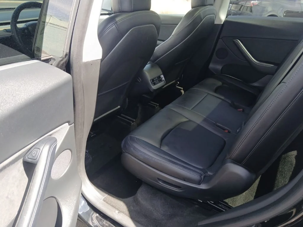 Used 2021 Black Tesla Long Range image 10
