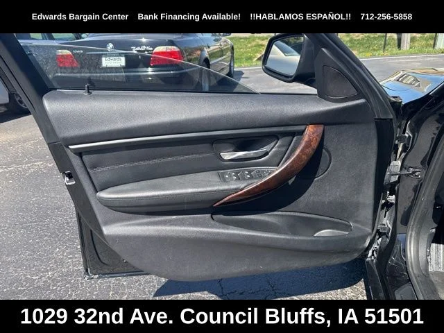 Used 2014 Black BMW 320i xDrive image 10